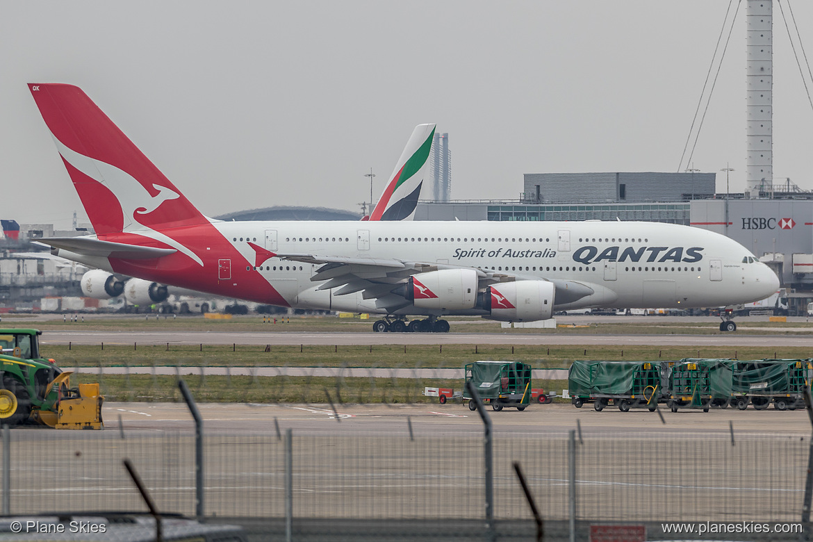 Qantas Airbus A380-800 VH-OQK at London Heathrow Airport (EGLL/LHR)