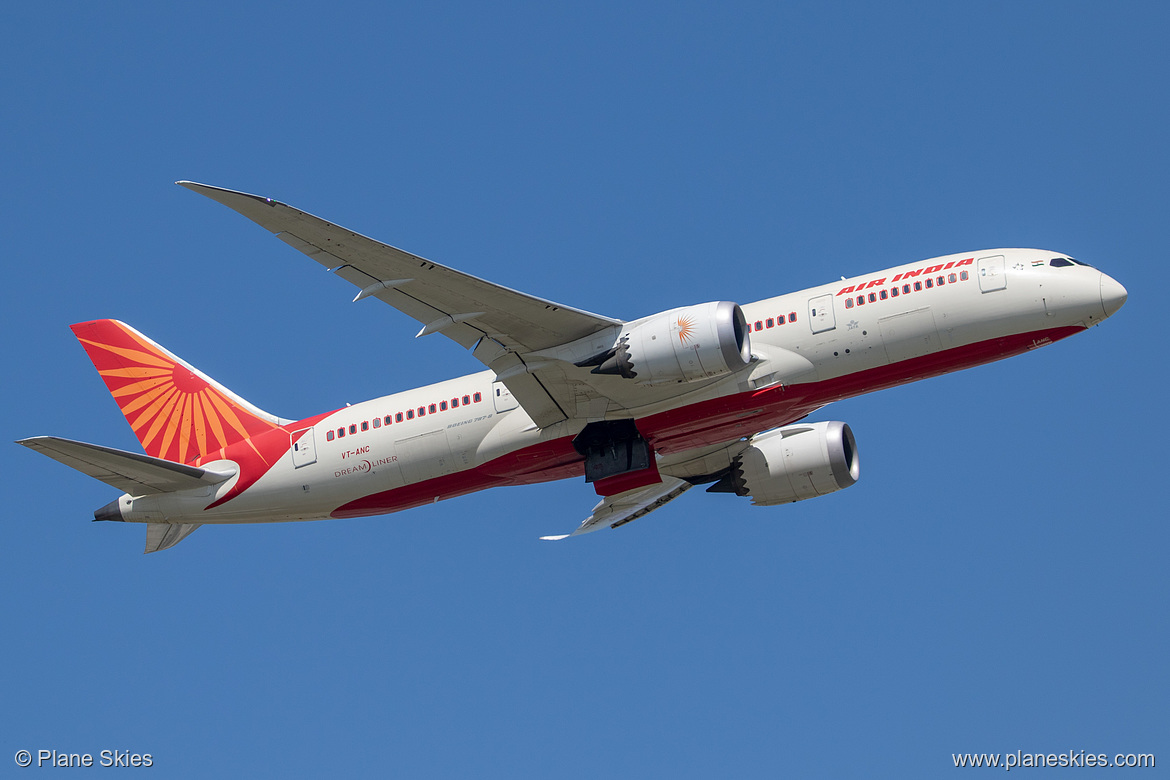 Air India Boeing 787-8 VT-ANC at London Heathrow Airport (EGLL/LHR)