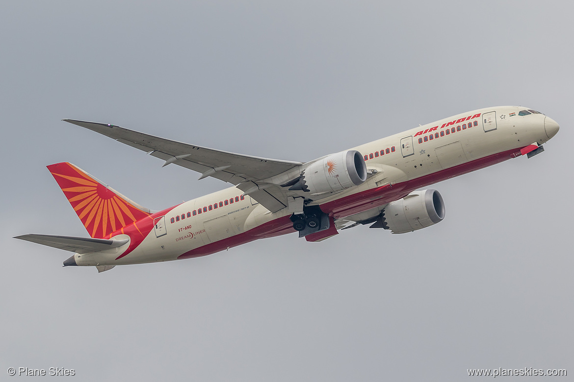 Air India Boeing 787-8 VT-ANO at London Heathrow Airport (EGLL/LHR) Air India Boeing 787-8 VT-ANO at London Heathrow Airport (EGLL/LHR)