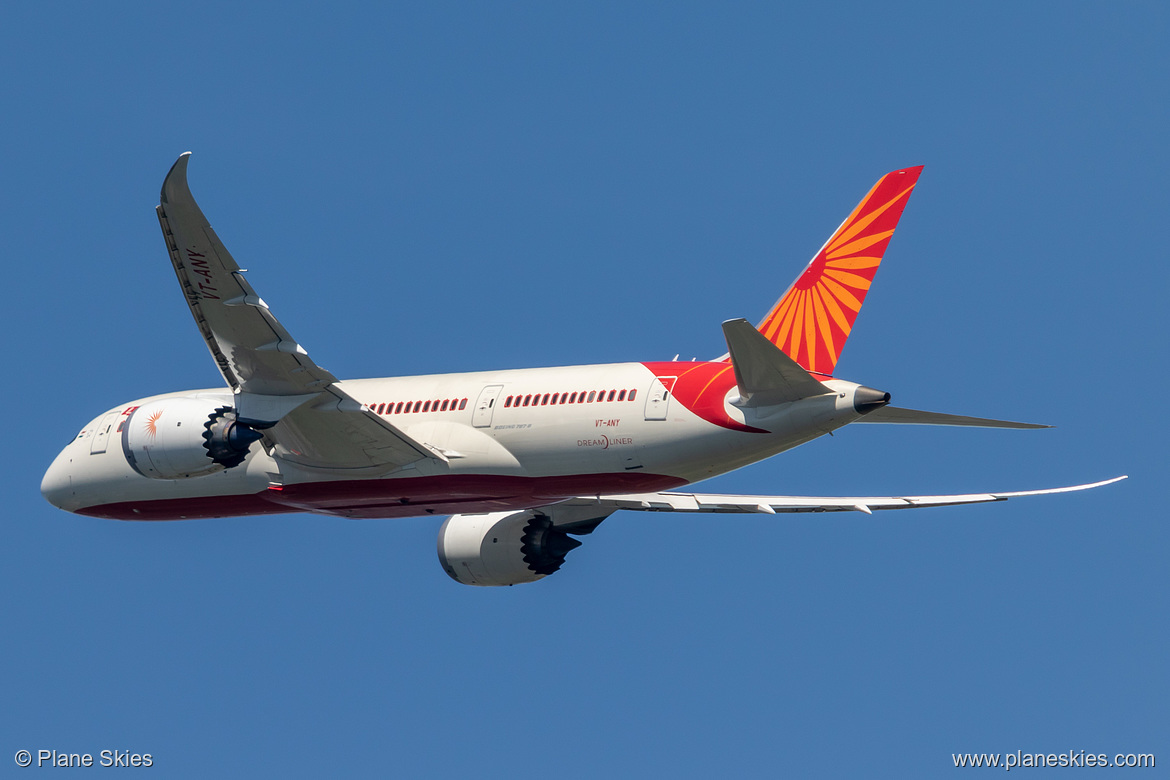 Air India Boeing 787-8 VT-ANY at London Heathrow Airport (EGLL/LHR)