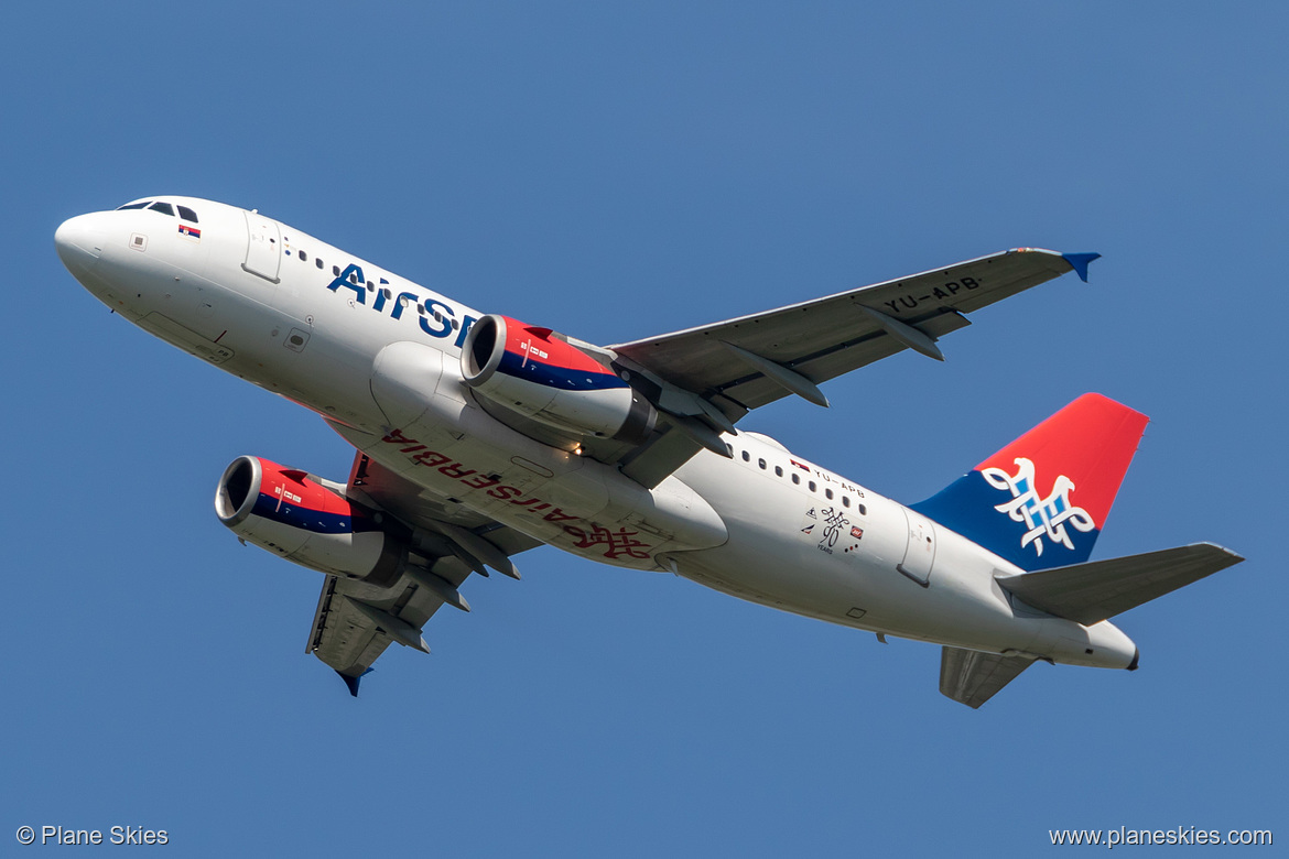 AirSERBIA Airbus A319-100 YU-APB at London Heathrow Airport (EGLL/LHR) AirSERBIA Airbus A319-100 YU-APB at London Heathrow Airport (EGLL/LHR)
