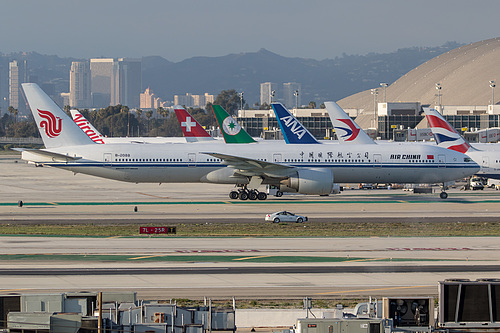 Air China Boeing 777-300ER B-2088 at Los Angeles International Airport (KLAX/LAX)