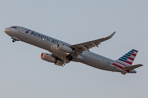 American Airlines Airbus A321-200 N107NN at Los Angeles International Airport (KLAX/LAX) American Airlines Airbus A321-200 N107NN at Los Angeles International Airport (KLAX/LAX)