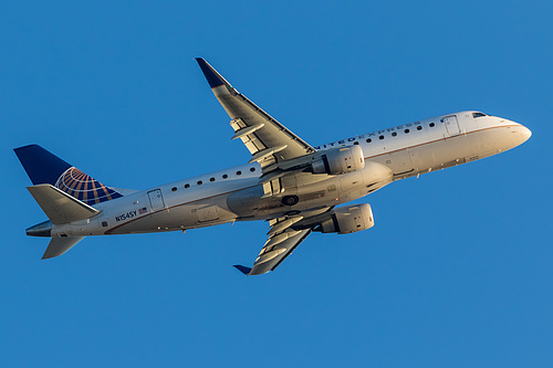SkyWest Airlines Embraer ERJ-175 N154SY at Los Angeles International Airport (KLAX/LAX) SkyWest Airlines Embraer ERJ-175 N154SY at Los Angeles International Airport (KLAX/LAX)