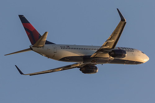 Delta Air Lines Boeing 737-800 N3744F at Los Angeles International Airport (KLAX/LAX) Delta Air Lines Boeing 737-800 N3744F at Los Angeles International Airport (KLAX/LAX)