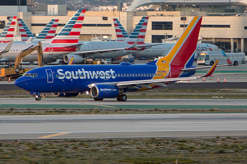 Southwest Airlines Boeing 737-700 N428WN at Los Angeles International Airport (KLAX/LAX)