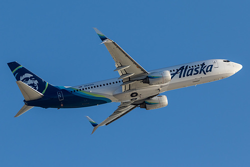 Alaska Airlines Boeing 737-800 N531AS at Los Angeles International Airport (KLAX/LAX) Alaska Airlines Boeing 737-800 N531AS at Los Angeles International Airport (KLAX/LAX)