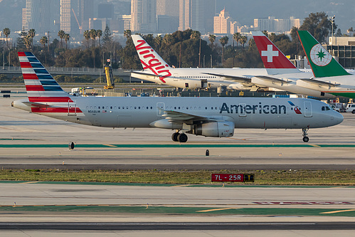 American Airlines Airbus A321-200 N568UW at Los Angeles International Airport (KLAX/LAX) American Airlines Airbus A321-200 N568UW at Los Angeles International Airport (KLAX/LAX)