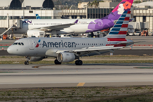 American Airlines Airbus A319-100 N747UW at Los Angeles International Airport (KLAX/LAX)