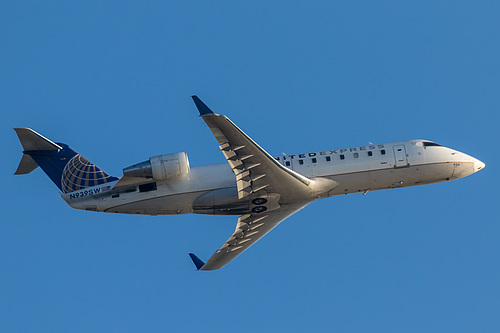 SkyWest Airlines Canadair CRJ-200 N939SW at Los Angeles International Airport (KLAX/LAX)