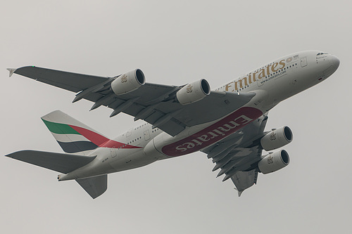 Emirates Airbus A380-800 A6-EEN at London Heathrow Airport (EGLL/LHR)