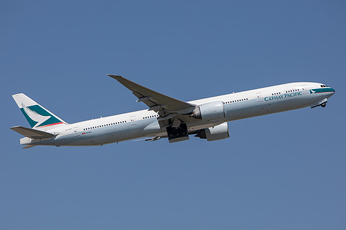 Cathay Pacific Boeing 777-300ER B-KPH at London Heathrow Airport (EGLL/LHR)