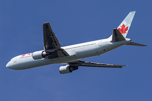 Air Canada Boeing 767-300ER C-FOCA at London Heathrow Airport (EGLL/LHR) Air Canada Boeing 767-300ER C-FOCA at London Heathrow Airport (EGLL/LHR)