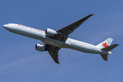 Air Canada Boeing 777-300ER C-FRAM at London Heathrow Airport (EGLL/LHR)