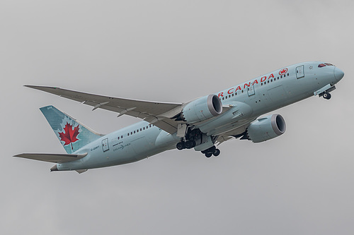 Air Canada Boeing 787-8 C-GHPT at London Heathrow Airport (EGLL/LHR) Air Canada Boeing 787-8 C-GHPT at London Heathrow Airport (EGLL/LHR)