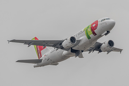 TAP Portugal Airbus A319-100 CS-TTN at London Heathrow Airport (EGLL/LHR)