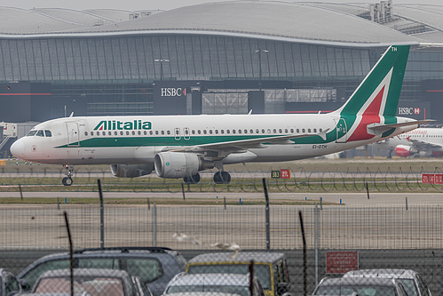 Alitalia Airbus A320-200 EI-DTH at London Heathrow Airport (EGLL/LHR)