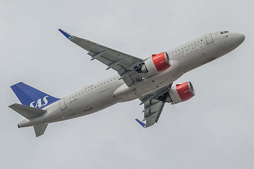 Scandinavian Airlines Ireland Airbus A320neo EI-SIB at London Heathrow Airport (EGLL/LHR)