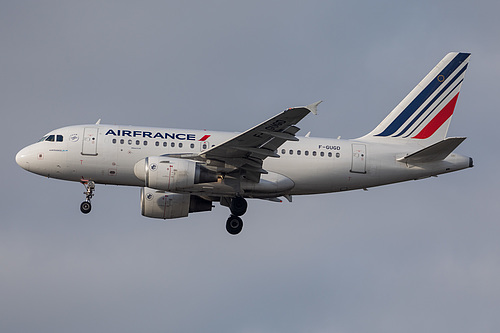 Air France Airbus A318-100 F-GUGD at London Heathrow Airport (EGLL/LHR)