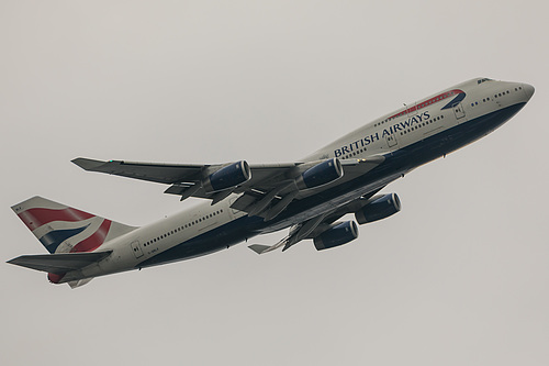 British Airways Boeing 747-400 G-BNLK at London Heathrow Airport (EGLL/LHR) British Airways Boeing 747-400 G-BNLK at London Heathrow Airport (EGLL/LHR)