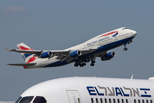 British Airways Boeing 747-400 G-CIVU at London Heathrow Airport (EGLL/LHR) British Airways Boeing 747-400 G-CIVU at London Heathrow Airport (EGLL/LHR)