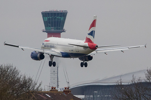 British Airways Airbus A319-100 G-EUPC at London Heathrow Airport (EGLL/LHR) British Airways Airbus A319-100 G-EUPC at London Heathrow Airport (EGLL/LHR)