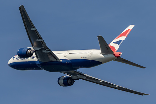 British Airways Boeing 777-200ER G-YMMI at London Heathrow Airport (EGLL/LHR) British Airways Boeing 777-200ER G-YMMI at London Heathrow Airport (EGLL/LHR)