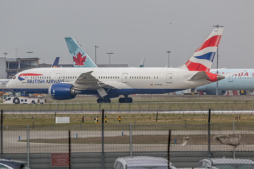 British Airways Boeing 787-8 G-ZBJC at London Heathrow Airport (EGLL/LHR) British Airways Boeing 787-8 G-ZBJC at London Heathrow Airport (EGLL/LHR)