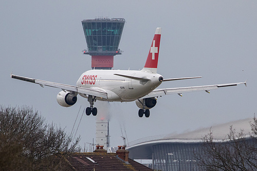 Swiss International Air Lines Airbus A319-100 HB-IPU at London Heathrow Airport (EGLL/LHR) Swiss International Air Lines Airbus A319-100 HB-IPU at London Heathrow Airport (EGLL/LHR)