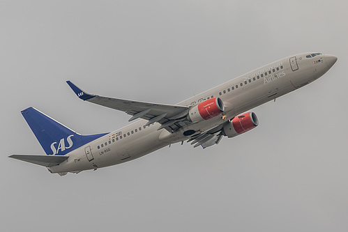 Scandinavian Airlines Boeing 737-800 LN-RGG at London Heathrow Airport (EGLL/LHR) Scandinavian Airlines Boeing 737-800 LN-RGG at London Heathrow Airport (EGLL/LHR)