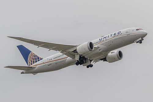 United Airlines Boeing 787-8 N26910 at London Heathrow Airport (EGLL/LHR) United Airlines Boeing 787-8 N26910 at London Heathrow Airport (EGLL/LHR)