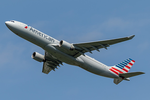 American Airlines Airbus A330-300 N274AY at London Heathrow Airport (EGLL/LHR) American Airlines Airbus A330-300 N274AY at London Heathrow Airport (EGLL/LHR)