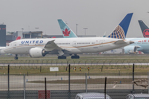 United Airlines Boeing 787-8 N28912 at London Heathrow Airport (EGLL/LHR)