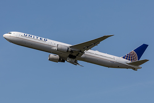 United Airlines Boeing 767-400ER N66056 at London Heathrow Airport (EGLL/LHR)