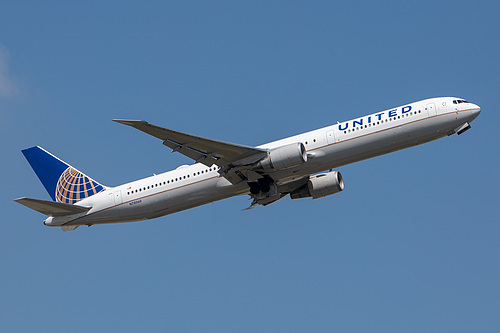 United Airlines Boeing 767-400ER N78060 at London Heathrow Airport (EGLL/LHR) United Airlines Boeing 767-400ER N78060 at London Heathrow Airport (EGLL/LHR)