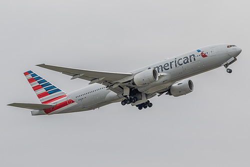 American Airlines Boeing 777-200ER N795AN at London Heathrow Airport (EGLL/LHR)