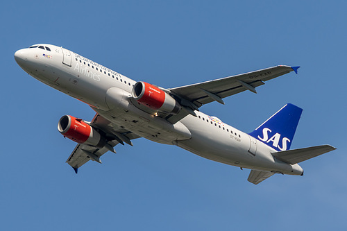 Scandinavian Airlines Airbus A320-200 OY-KAR at London Heathrow Airport (EGLL/LHR) Scandinavian Airlines Airbus A320-200 OY-KAR at London Heathrow Airport (EGLL/LHR)