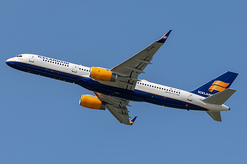 Icelandair Boeing 757-200 TF-FIS at London Heathrow Airport (EGLL/LHR) Icelandair Boeing 757-200 TF-FIS at London Heathrow Airport (EGLL/LHR)