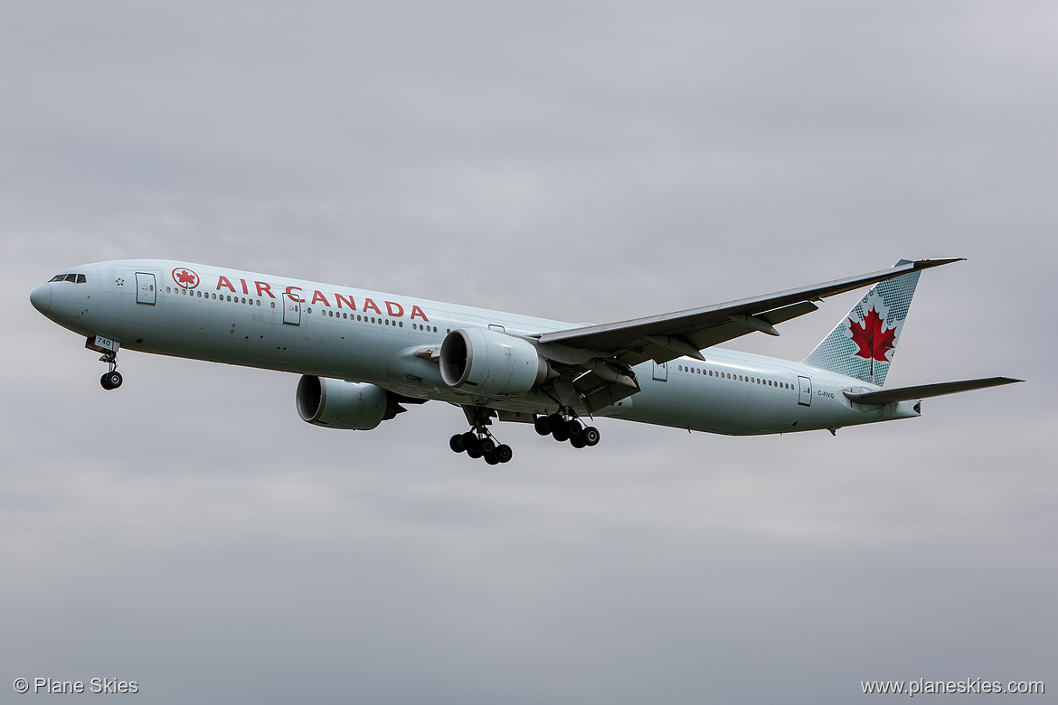 Air Canada Boeing 777-300ER C-FIVQ at London Heathrow Airport (EGLL/LHR)