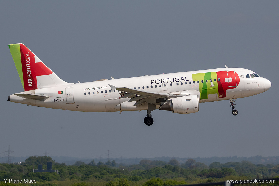 TAP Portugal Airbus A319-100 CS-TTQ at London Heathrow Airport (EGLL/LHR)