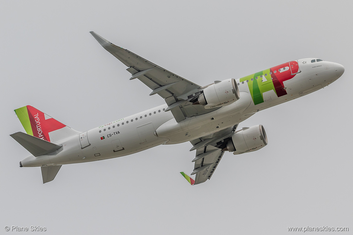 TAP Portugal Airbus A320neo CS-TVA at London Heathrow Airport (EGLL/LHR)