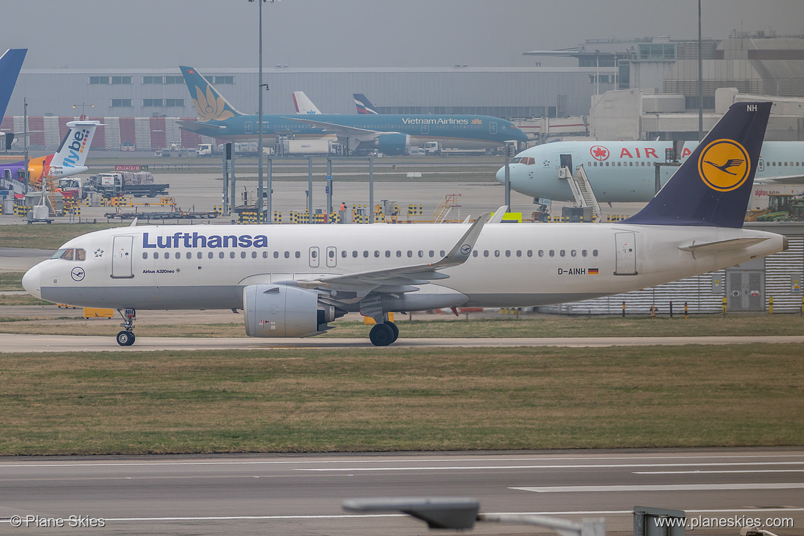 Lufthansa Airbus A320neo D-AINH at London Heathrow Airport (EGLL/LHR)