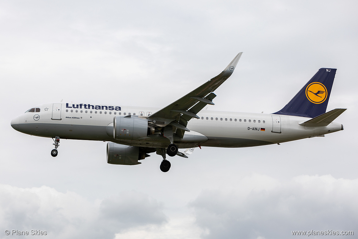 Lufthansa Airbus A320neo D-AINJ at London Heathrow Airport (EGLL/LHR) Lufthansa Airbus A320neo D-AINJ at London Heathrow Airport (EGLL/LHR)