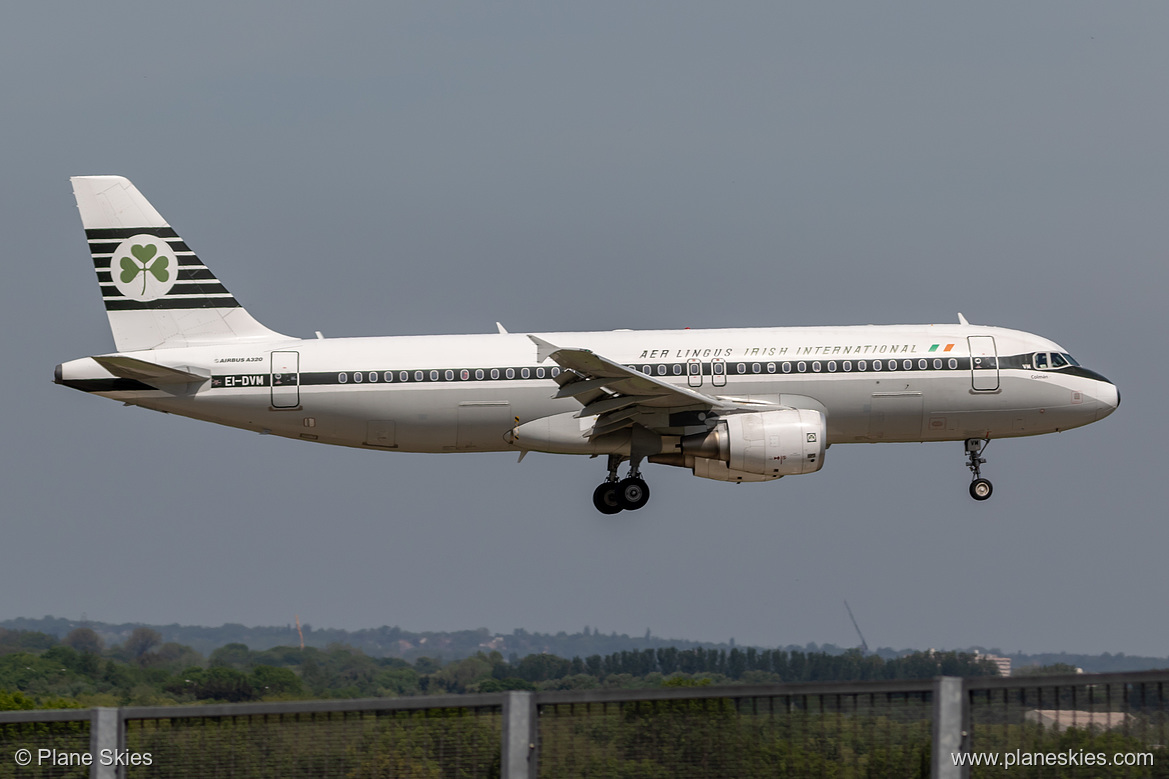 Aer Lingus Airbus A320-200 EI-DVM at London Heathrow Airport (EGLL/LHR) Aer Lingus Airbus A320-200 EI-DVM at London Heathrow Airport (EGLL/LHR)