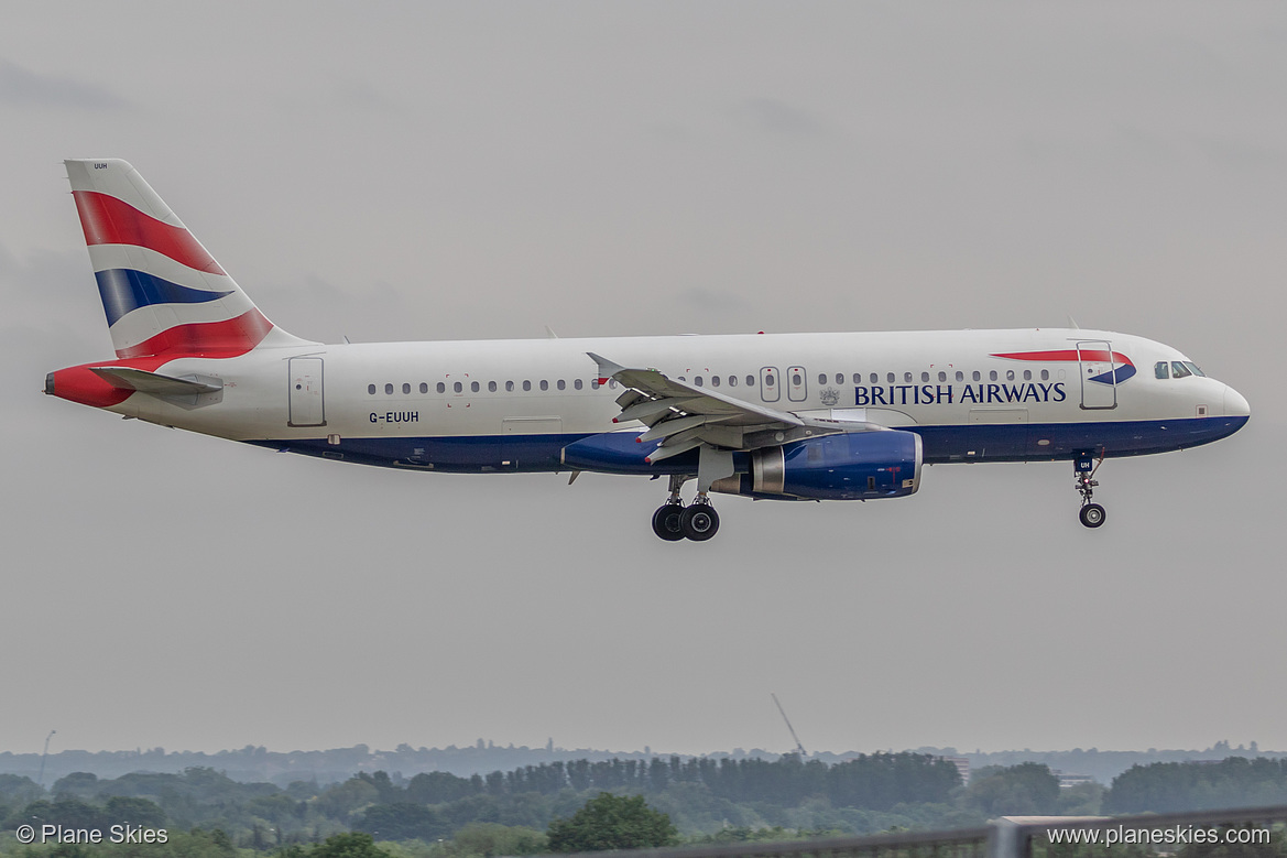 British Airways Airbus A320-200 G-EUUH at London Heathrow Airport (EGLL/LHR) British Airways Airbus A320-200 G-EUUH at London Heathrow Airport (EGLL/LHR)
