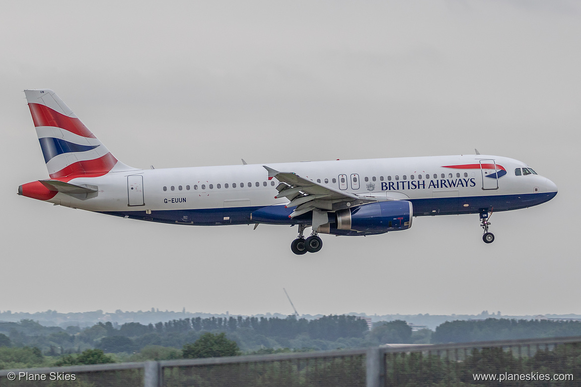 British Airways Airbus A320-200 G-EUUN at London Heathrow Airport (EGLL/LHR) British Airways Airbus A320-200 G-EUUN at London Heathrow Airport (EGLL/LHR)