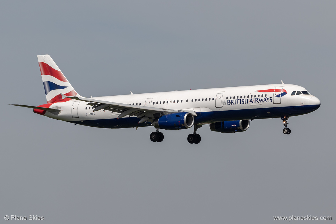 British Airways Airbus A321-200 G-EUXC at London Heathrow Airport (EGLL/LHR) British Airways Airbus A321-200 G-EUXC at London Heathrow Airport (EGLL/LHR)