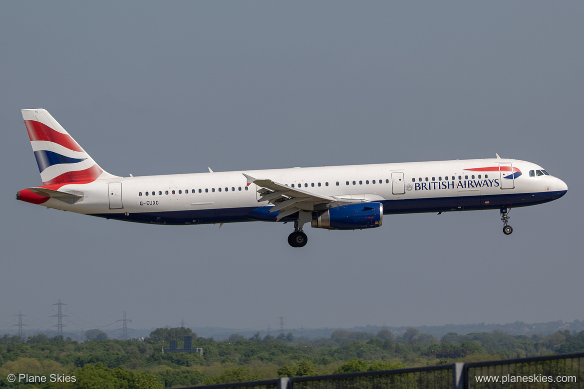 British Airways Airbus A321-200 G-EUXC at London Heathrow Airport (EGLL/LHR) British Airways Airbus A321-200 G-EUXC at London Heathrow Airport (EGLL/LHR)