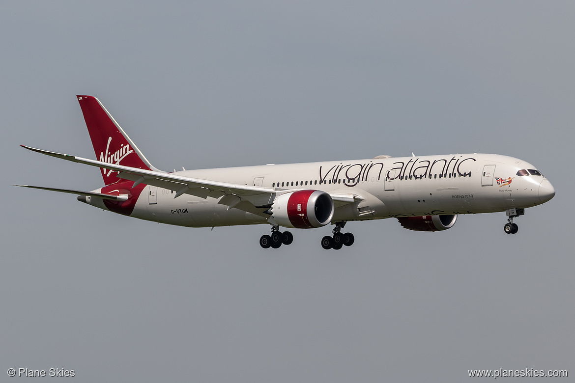 Virgin Atlantic Boeing 787-9 G-VYUM at London Heathrow Airport (EGLL/LHR)