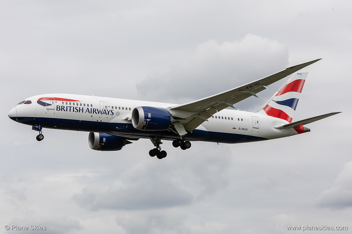 British Airways Boeing 787-8 G-ZBJG at London Heathrow Airport (EGLL/LHR) British Airways Boeing 787-8 G-ZBJG at London Heathrow Airport (EGLL/LHR)